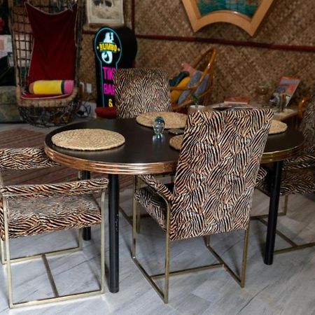 הוילה לואיוויל Tropical Tiki Hut מראה חיצוני תמונה